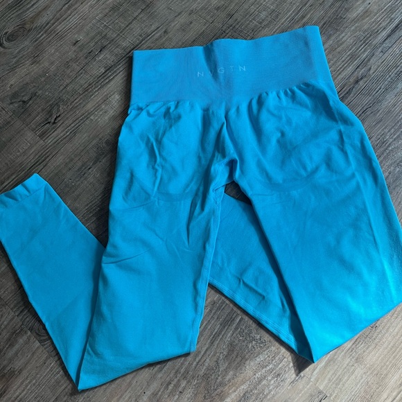 NVGTN Women's Vibrant Blue Leggings - Picture 3 of 5